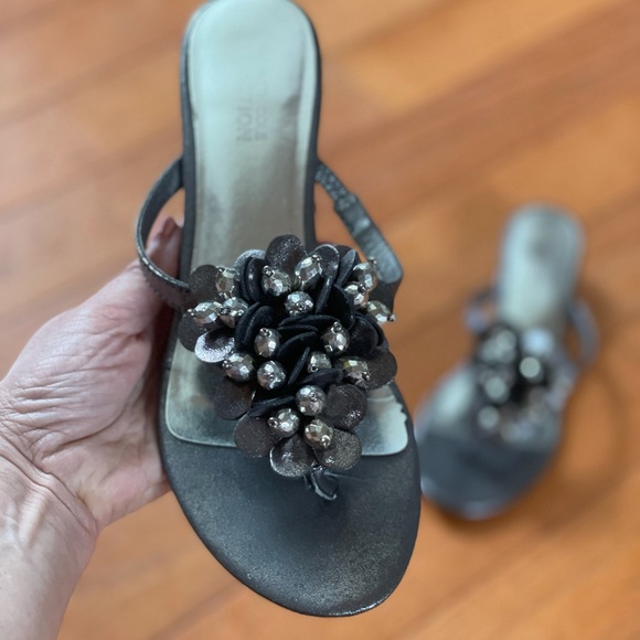Kenneth Cole Reaction Dark Gray Silver Sandals 6.5 - Picture 7 of 9